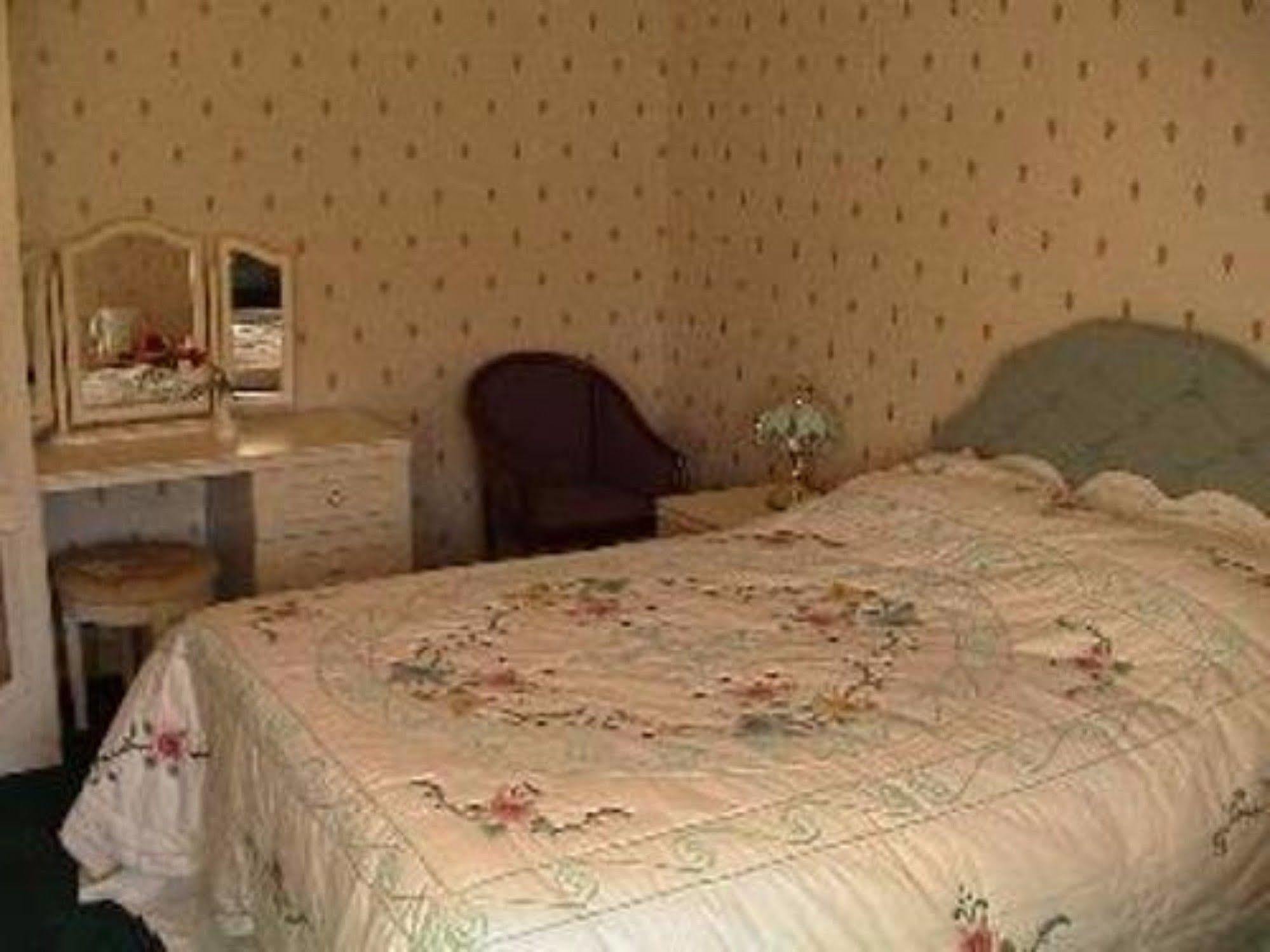 ホテル Capital House エディンバラ エクステリア 写真